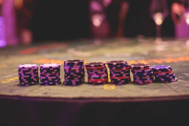Live casino table view with multi-camera setup showing dealer and cards